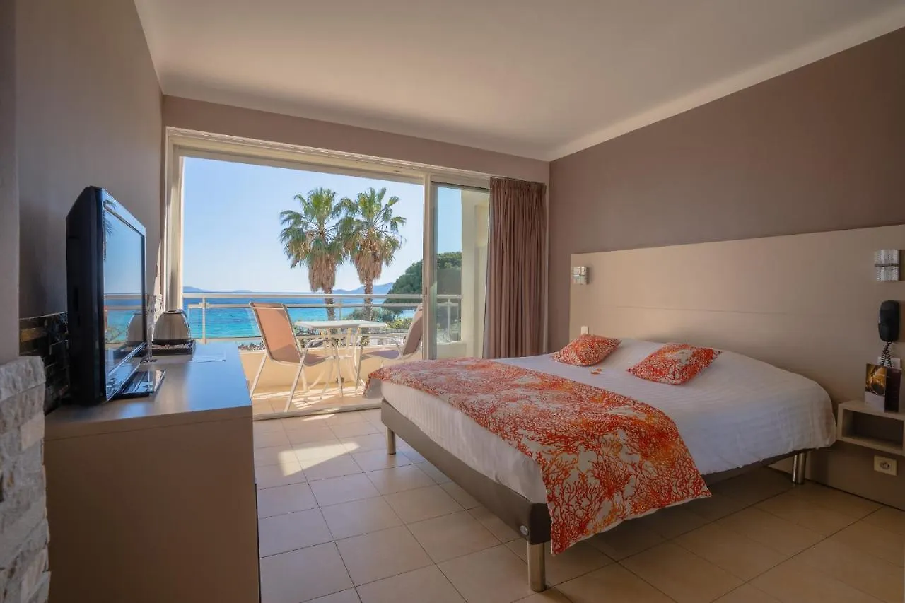 Hotel Le Grand Pavois Le Lavandou 3*,  France