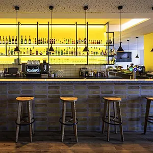 mercure-aix-les-bains-domaine-de-marlioz.hotels-rhonealpes.com/